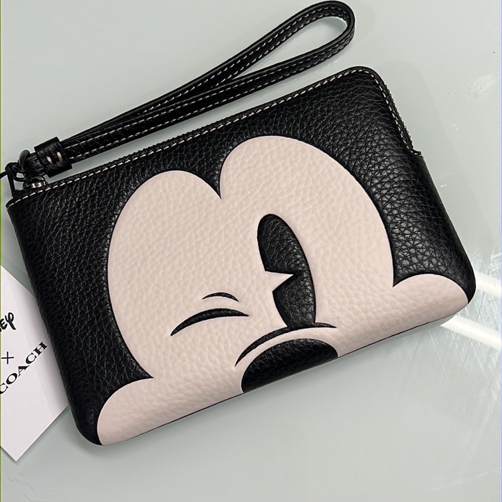 COACH Disney Corner Zip Wristlet Wink Mickey Mouse nwt